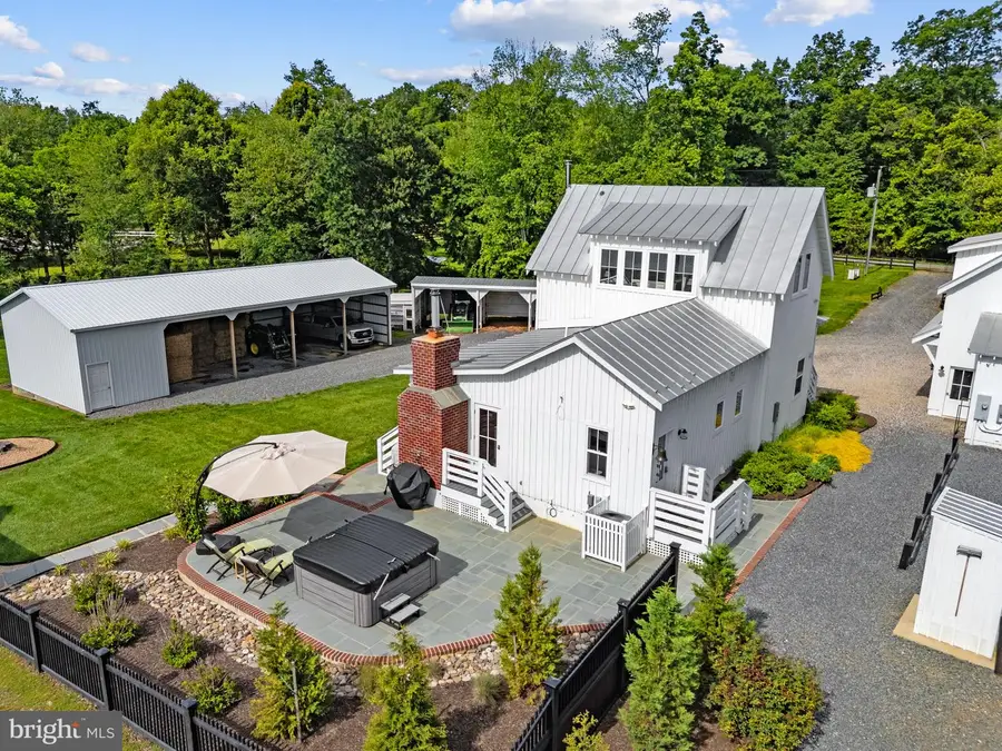 35321 Snake Hill Rd, Middleburg, VA 20117 - #2