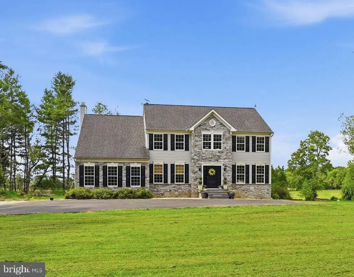 39320 Tollhouse Rd, Lovettsville, VA 20180 - #1