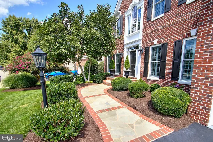 20434 Cliftons Point St, Sterling, VA 20165 - #2