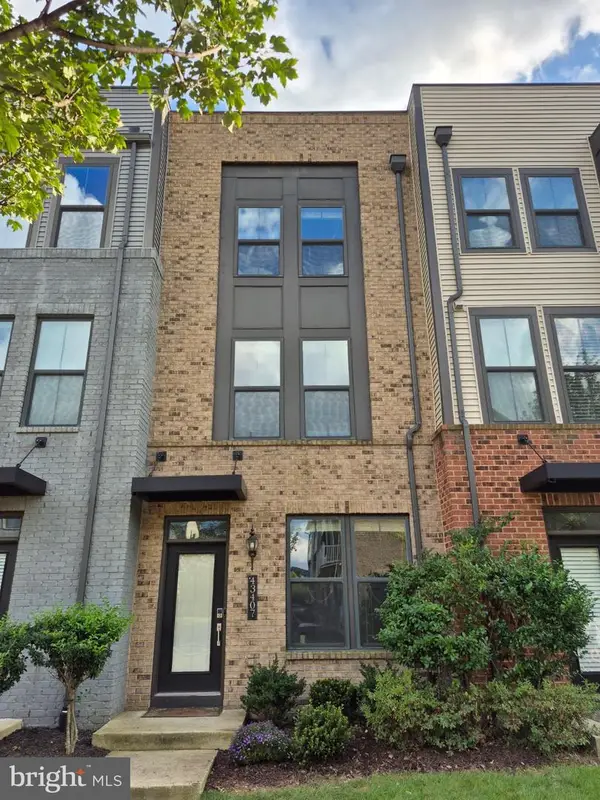 43407 Southland St, ASHBURN, VA 20148