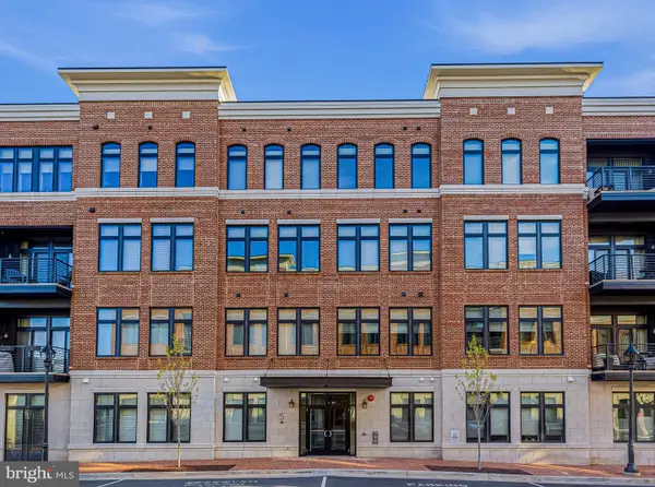 5 Stationmaster St Se #200, LEESBURG, VA 20175
