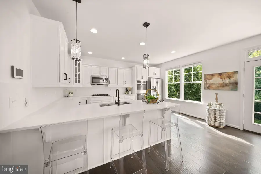 24921 Balmoral Glen Ct, Aldie, VA 20105 - #2