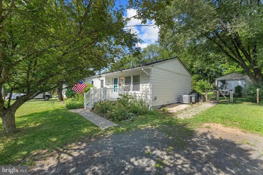 321 S 26th St, Purcellville, VA 20132 - #3