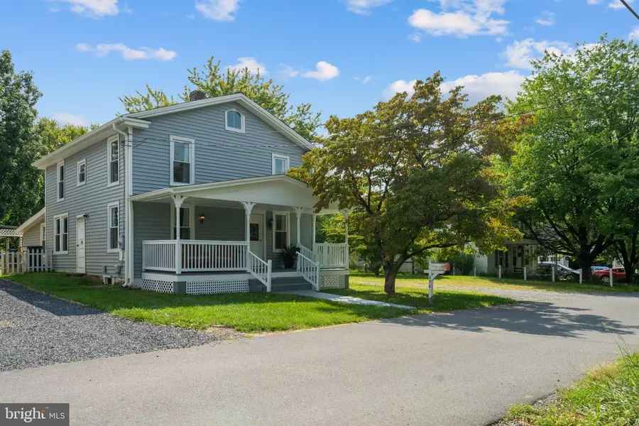 220 W O St, Purcellville, VA 20132 - #2