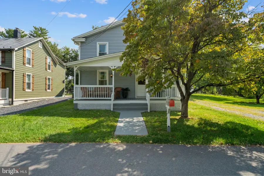 220 W O St, Purcellville, VA 20132 - #3