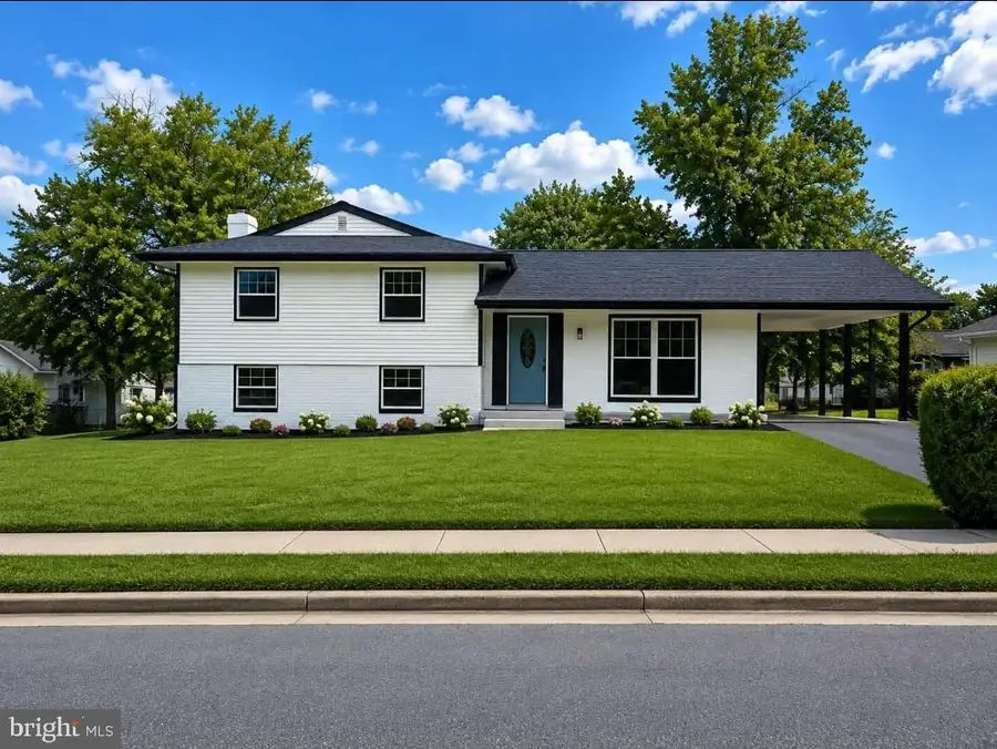 1201 E Holly Ave, Sterling, VA 20164 - #2