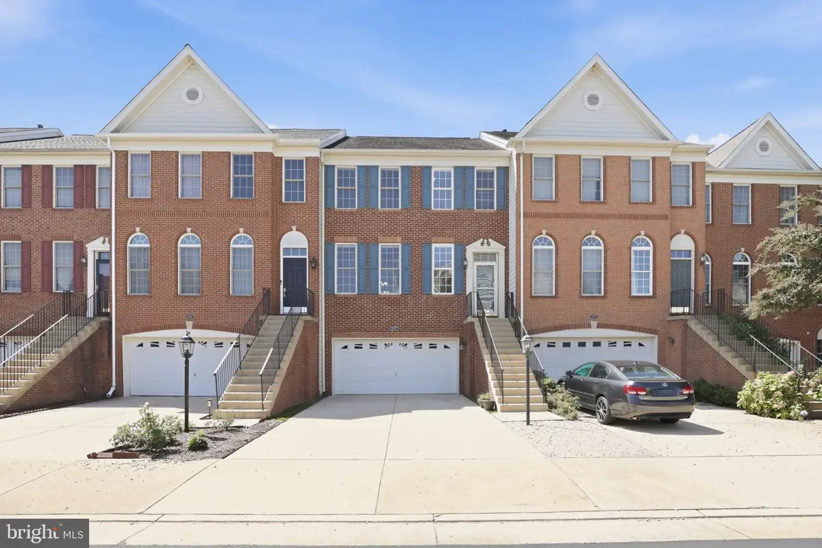 22557 Welborne Manor Sq, Ashburn, VA 20148 - #1