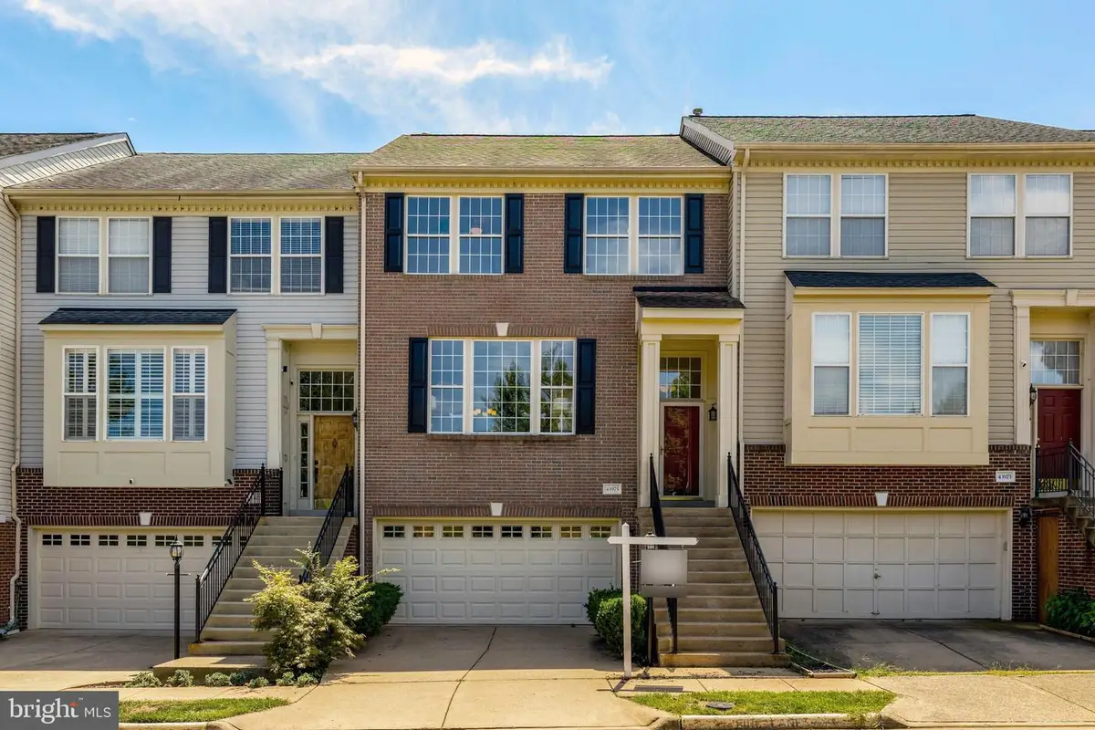 43975 Lords Valley Ter, Ashburn, VA 20147 - #1
