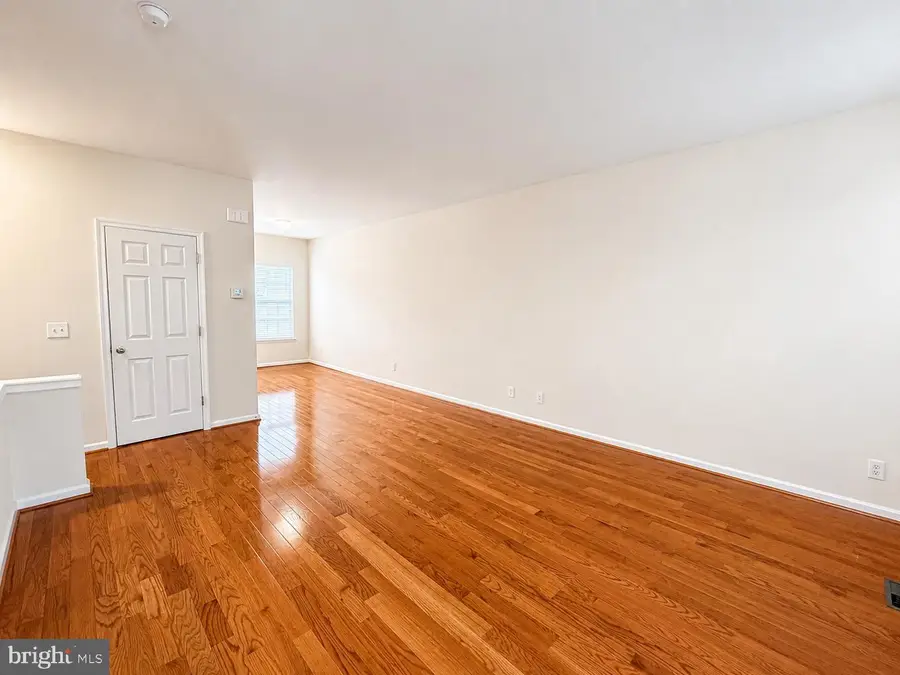 43524 Wheadon Ter, Chantilly, VA 20152 - #3