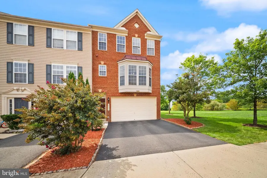 25421 Peaceful Ter, Aldie, VA 20105 - #2