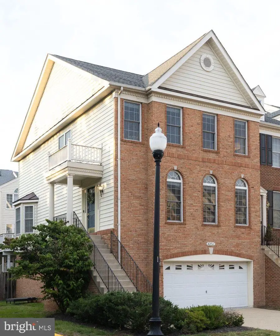 42752 Locklear Ter, Chantilly, VA 20152 - #3
