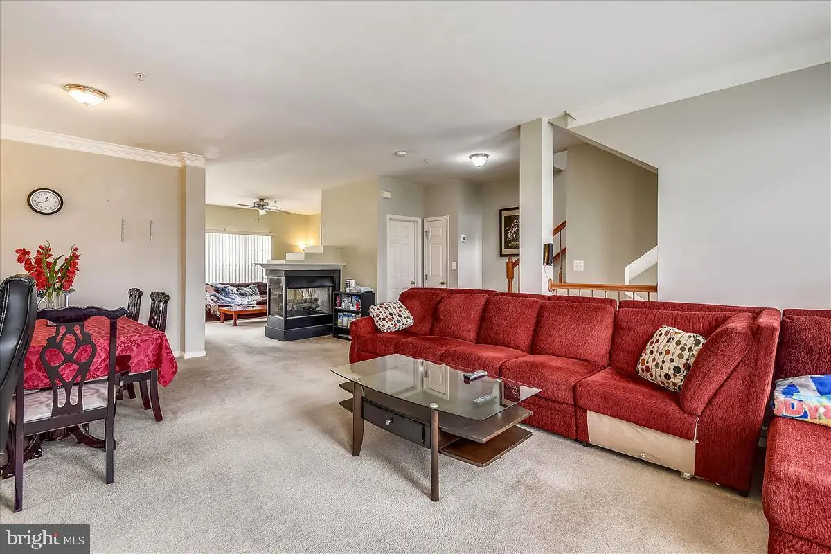 42223 Terrazzo Ter, Aldie, VA 20105 - #1