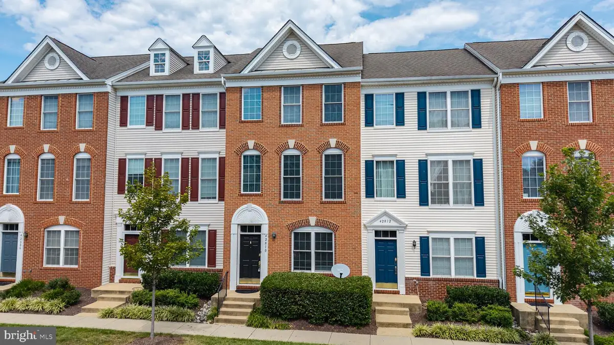 42810 Sykes Ter, Chantilly, VA 20152 - #1
