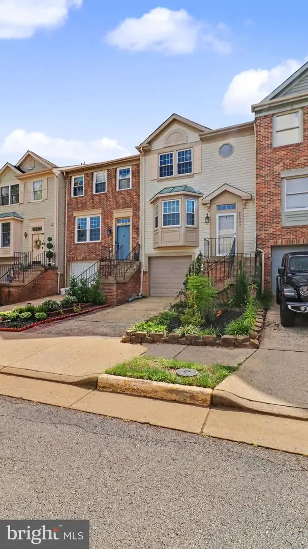21744 Leatherleaf Cir, Sterling, VA 20164 - #3