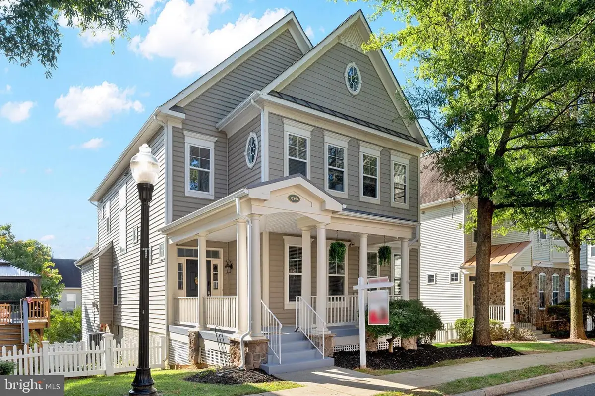 17562 Lethridge Cir, Round Hill, VA 20141 - #1