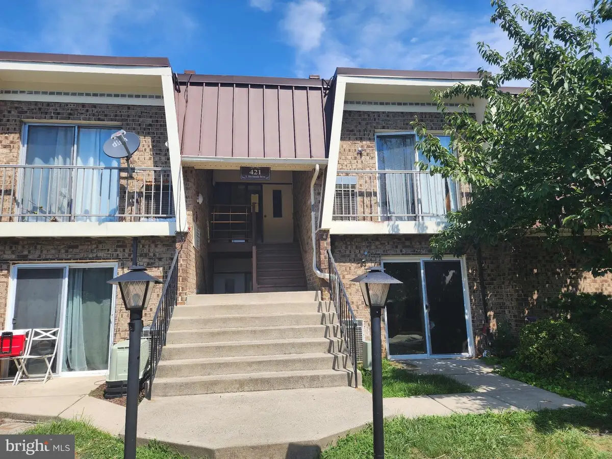 421 Dartmouth Dr #8, Sterling, VA 20164 - #1