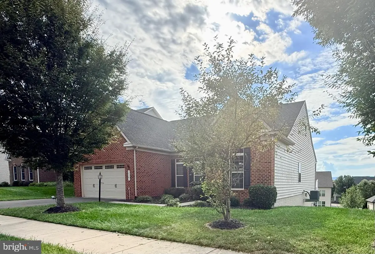 26583 Vanderview Pl, Chantilly, VA 20152 - #1
