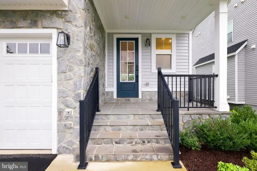 25508 Grassy Meadow Dr, Aldie, VA 20105 - #2