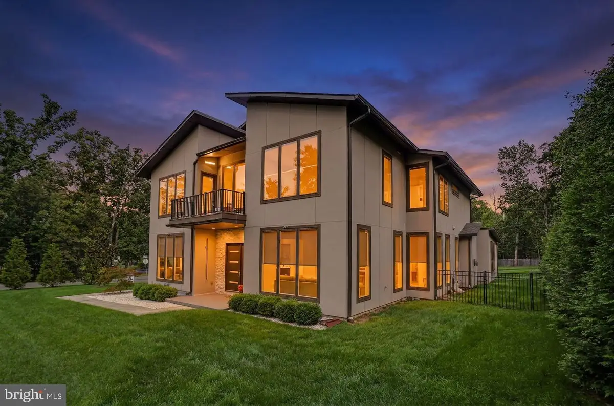 45449 Persimmon Ln, Sterling, VA 20165 - #1