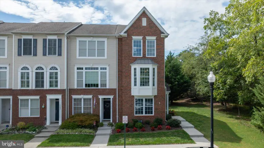 25091 Gunnery Sq, Chantilly, VA 20152 - #2