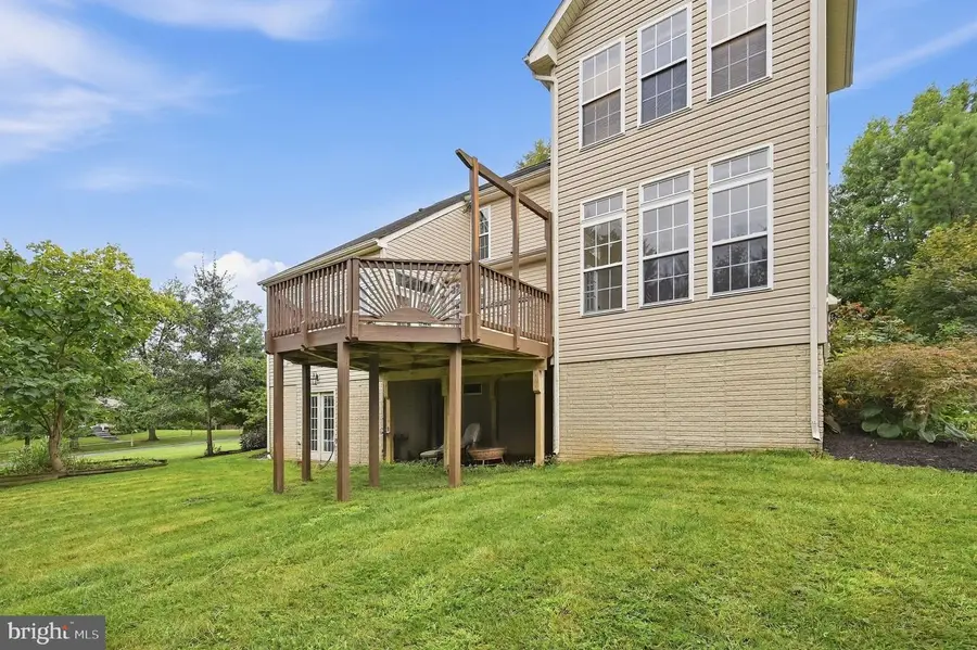 30 Houser Dr, Lovettsville, VA 20180 - #2