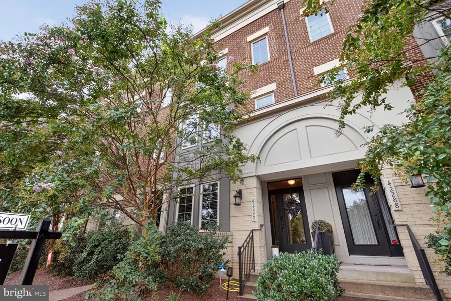 42290 Peregrine Ter, Brambleton, VA 20148 - #2