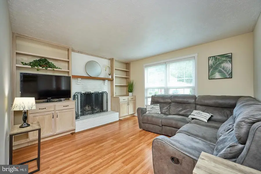 806 Rust Dr Ne, Leesburg, VA 20176 - #2