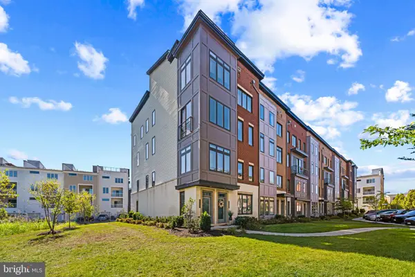 43209 Mongold Sq, ASHBURN, VA 20148