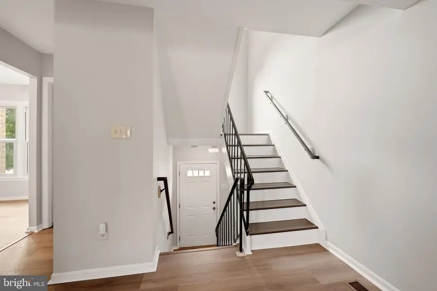 1003 Salisbury Ct, Sterling, VA 20164 - #3