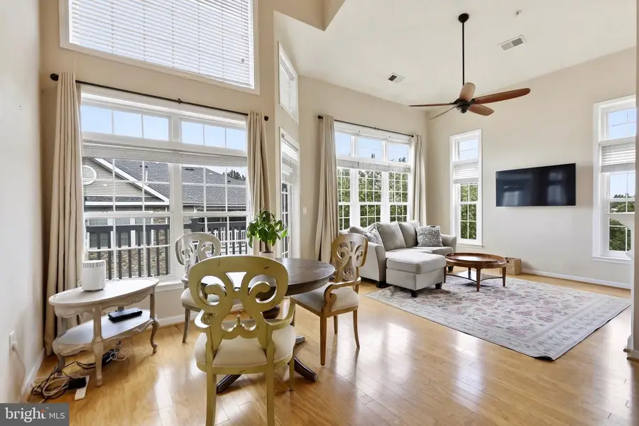 501 Sunset View Ter Se #406, Leesburg, VA 20175 - #3