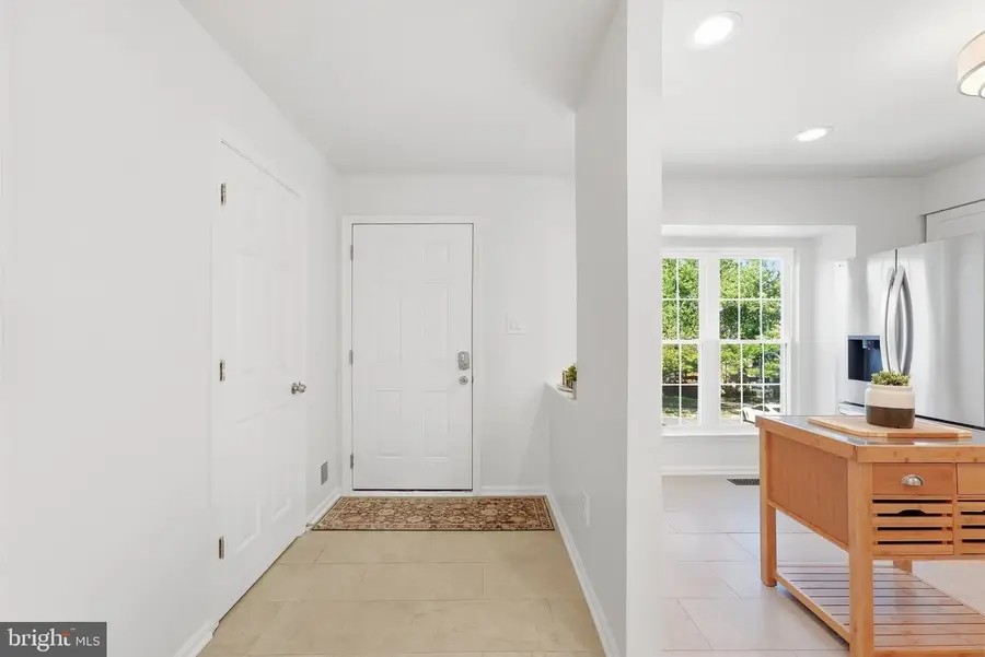 22055 Manning Sq, Sterling, VA 20166 - #2