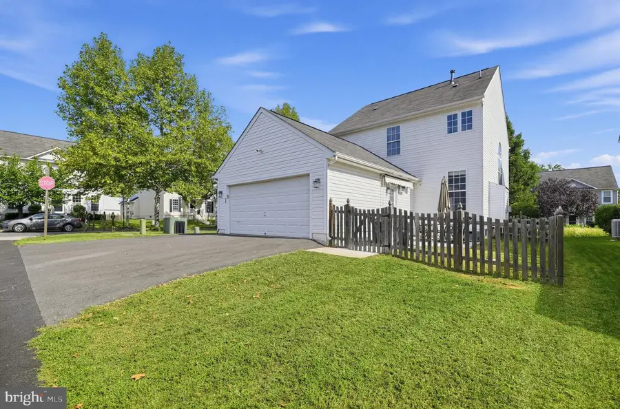 56 Stocks St, Lovettsville, VA 20180 - #3