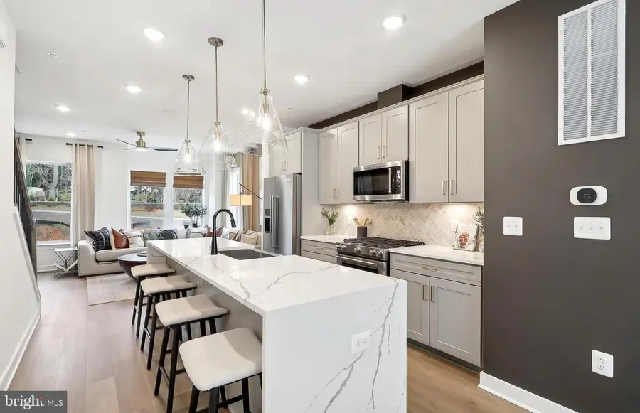 42519 Upper Paddock Ter, Ashburn, VA 20148 - #3
