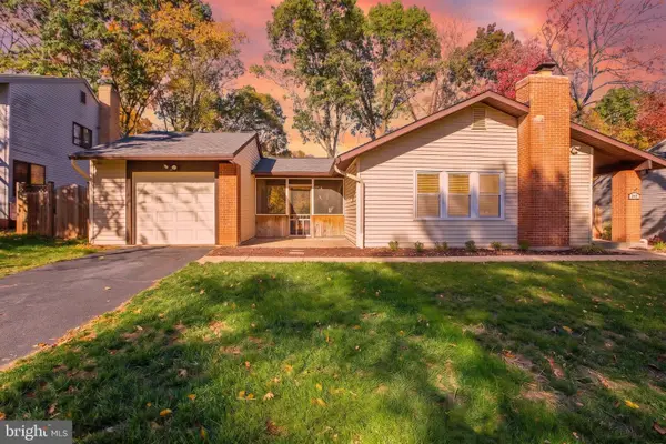 268 W Meadowland Ln, STERLING, VA 20164