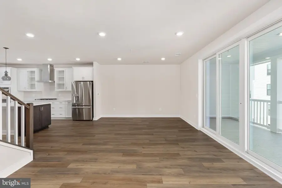 20800 Cloongee Ter, Dulles, VA 20166 - #3