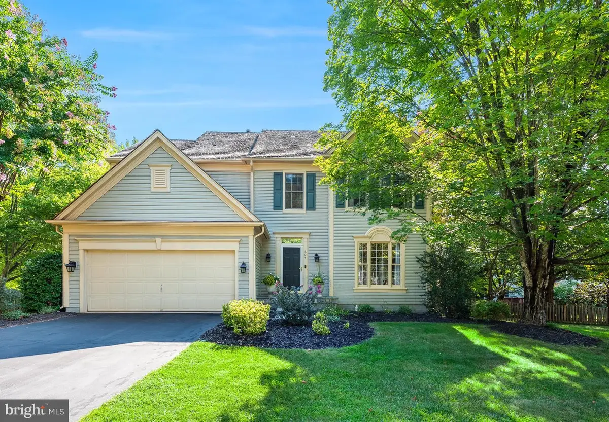 604 Stribling Ct Sw, Leesburg, VA 20175 - #1