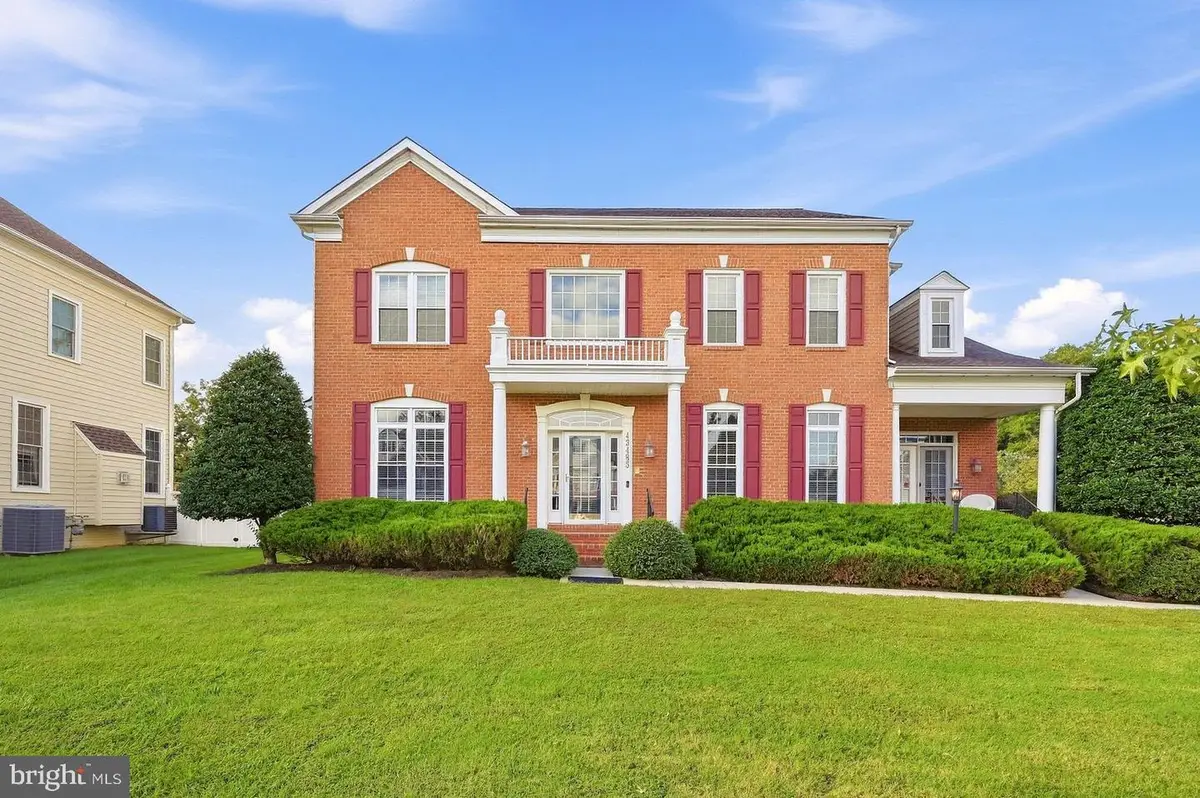 43483 Savoy Woods Ct, Chantilly, VA 20152 - #1