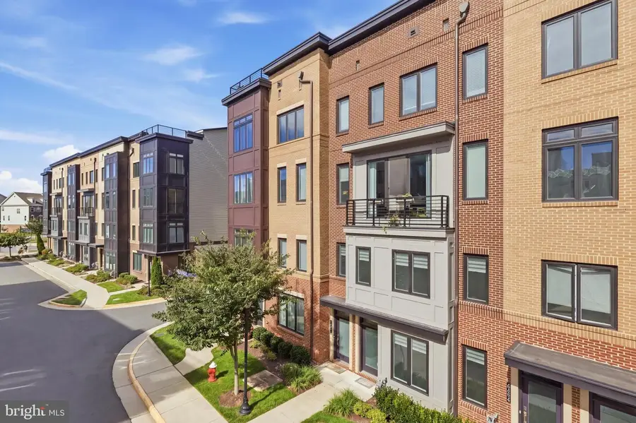 23554 Neersville Corner Ter, Ashburn, VA 20148 - #3