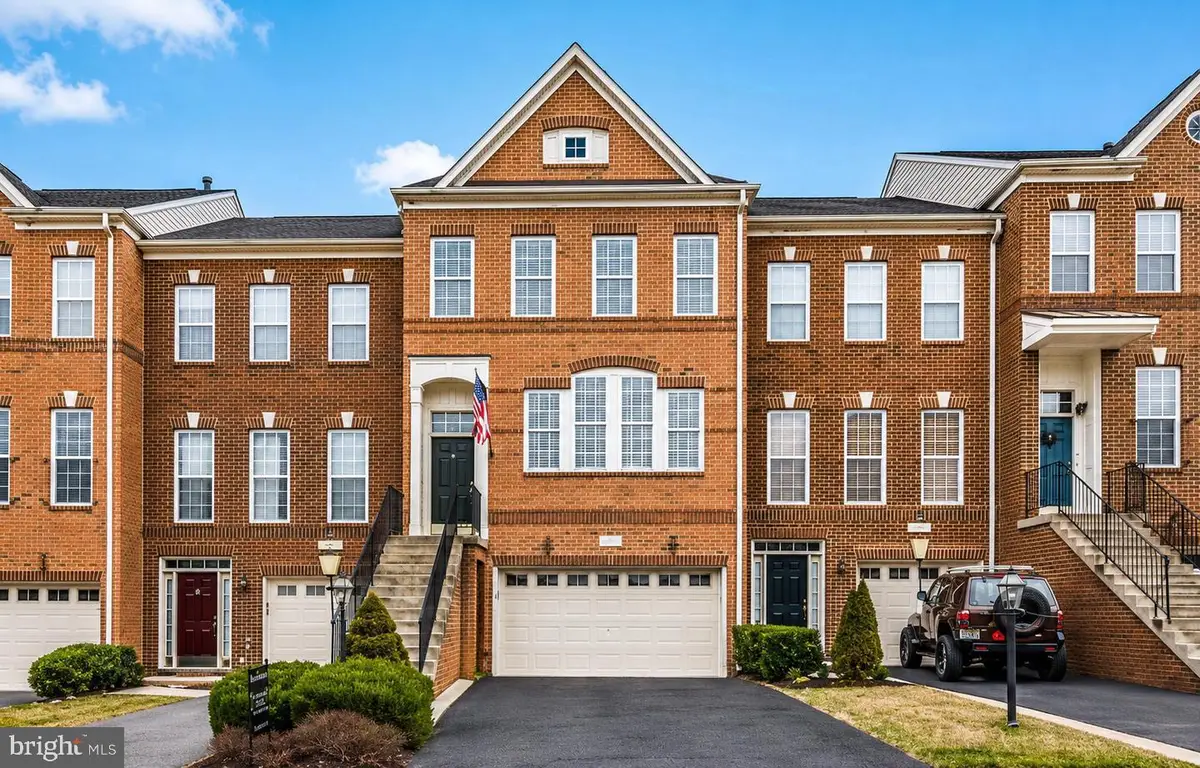 42040 Angel Arch Ter, Aldie, VA 20105 - #1
