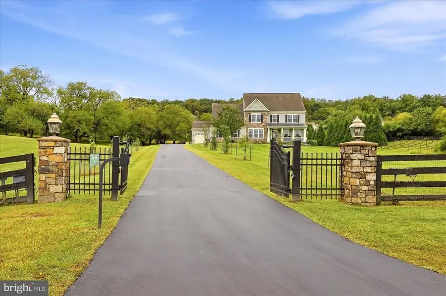 15547 Montresor Rd, Leesburg, VA 20176 - #2