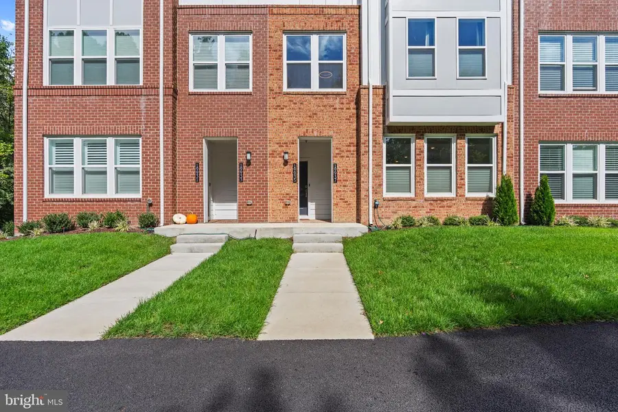 19937 Lavender Dust Sq, Ashburn, VA 20147 - #2