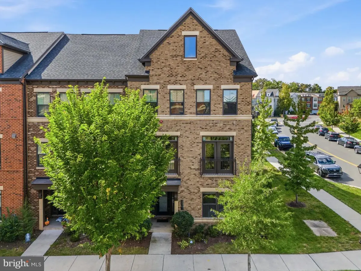 22261 Philanthropic Dr, Ashburn, VA 20148 - #1