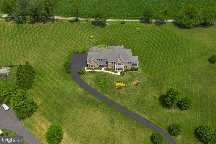 16544 Goldencrest Cir, Purcellville, VA 20132 - #3
