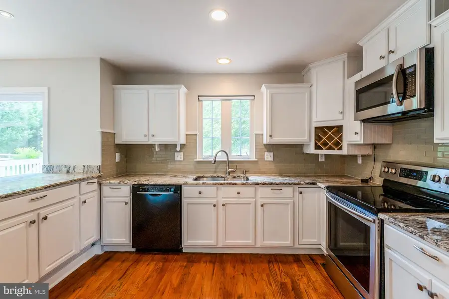 17292 Magic Mountain Dr, Round Hill, VA 20141 - #2