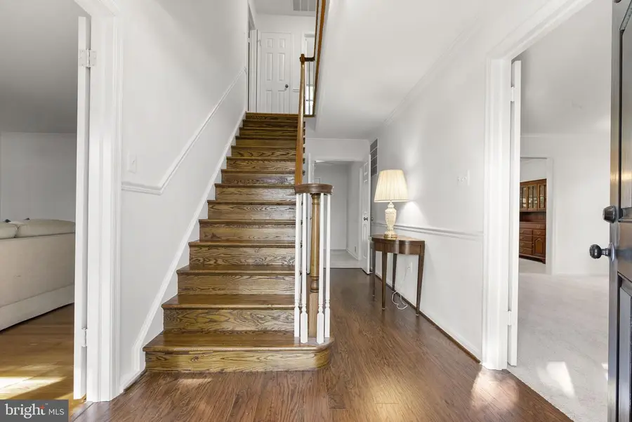 19701 Silcott Springs Rd, Purcellville, VA 20132 - #3