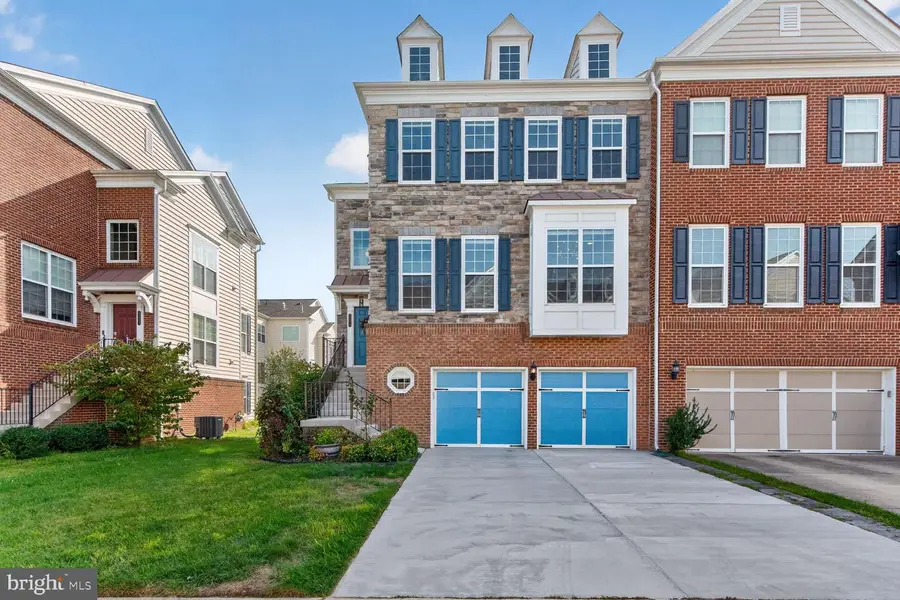 43549 White Cap Ter, Chantilly, VA 20152 - #2
