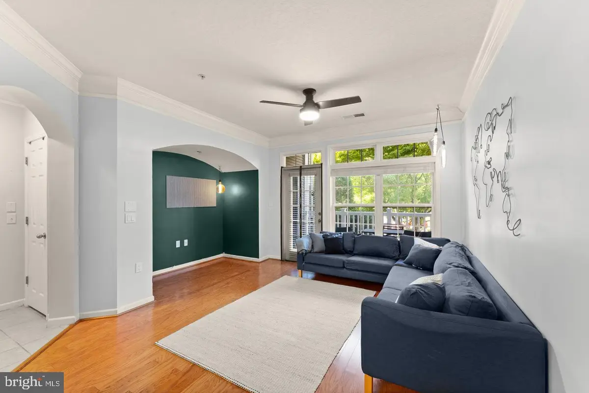502 Sunset View Ter Se #104, Leesburg, VA 20175 - #1