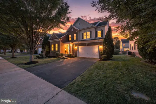 23246 Minerva Dr, BRAMBLETON, VA 20148