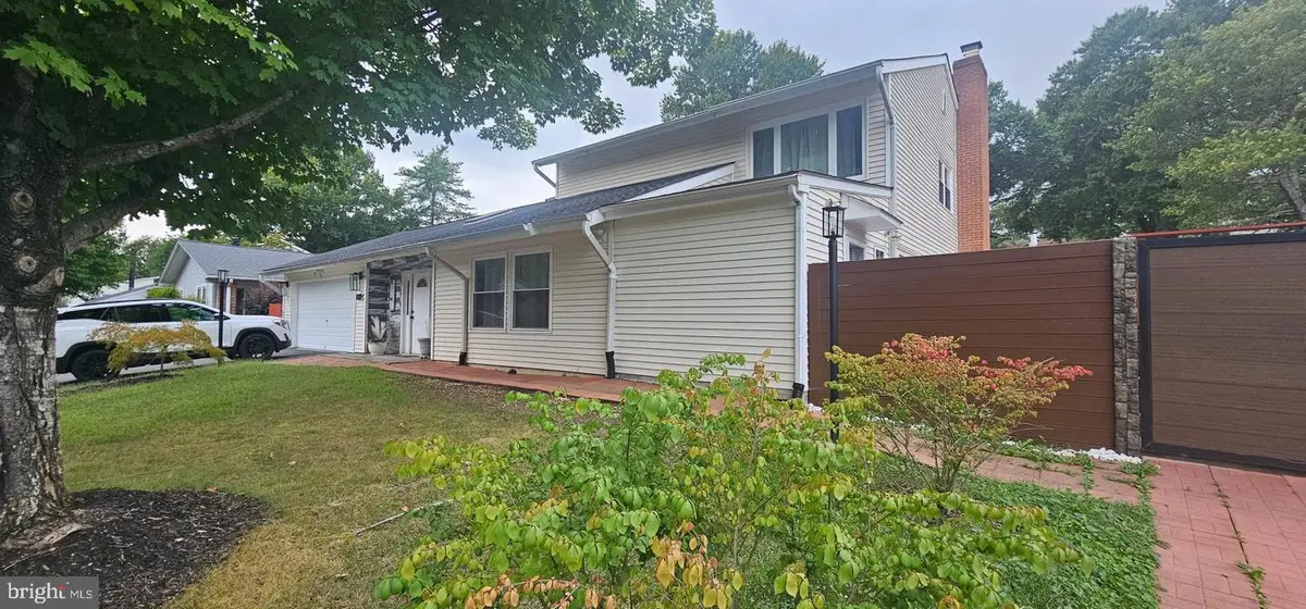 24 Biscayne Pl, Sterling, VA 20164 - #1