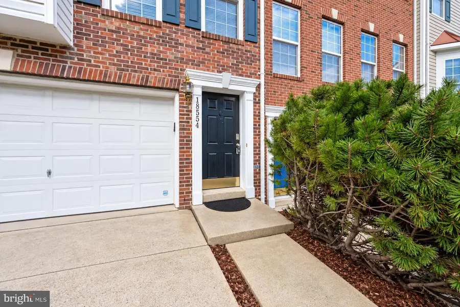 18554 Sierra Springs Sq, Leesburg, VA 20176 - #2